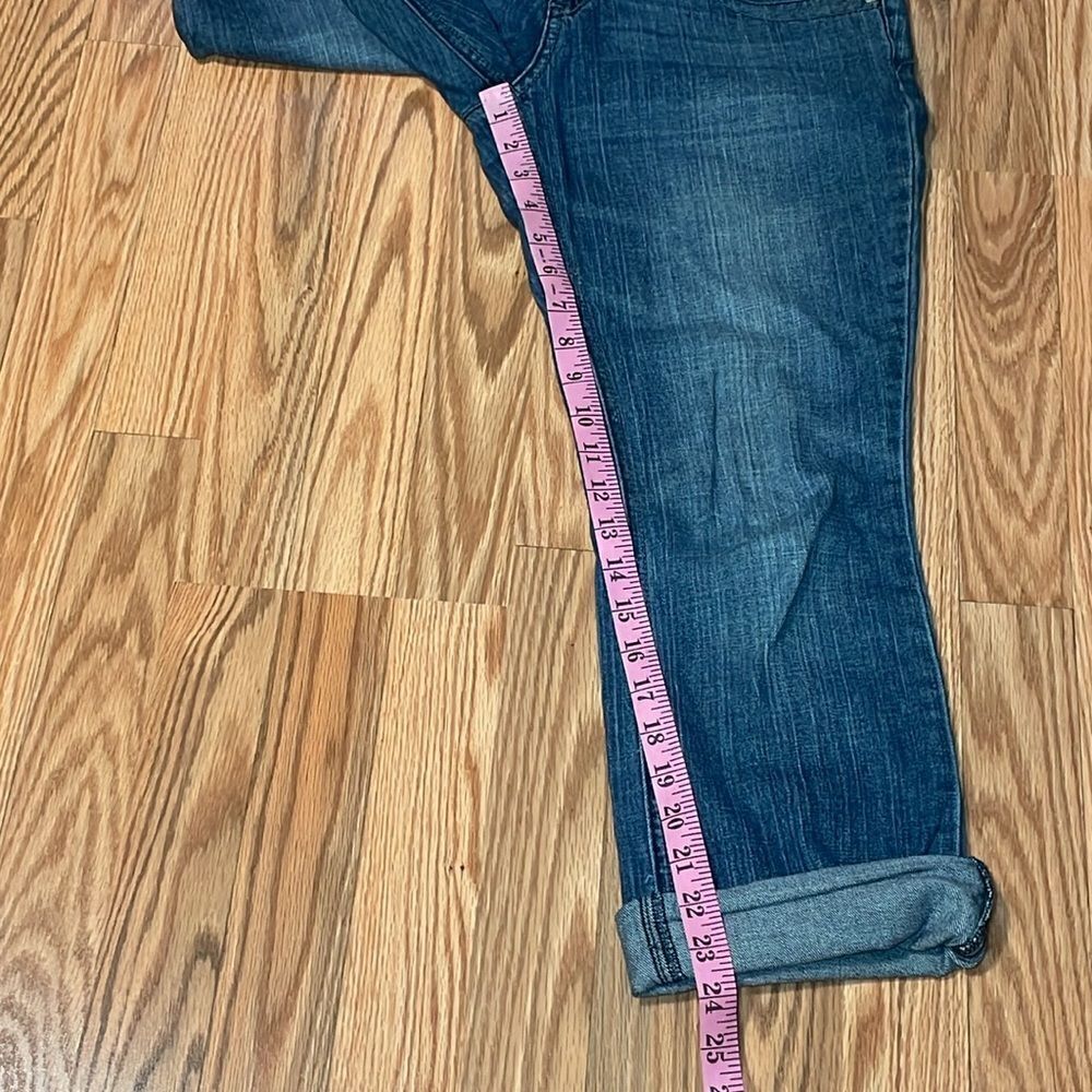 Guess Y2K Crop Capri Jeans , low rise, 28 - Picture 6 of 9